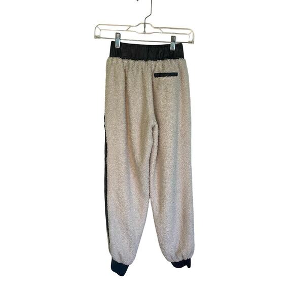 Fabletics Alaska Fleece Jogger Tusk/Black Womens Winter Athletic Pants Size XXS - Picture 5 of 8